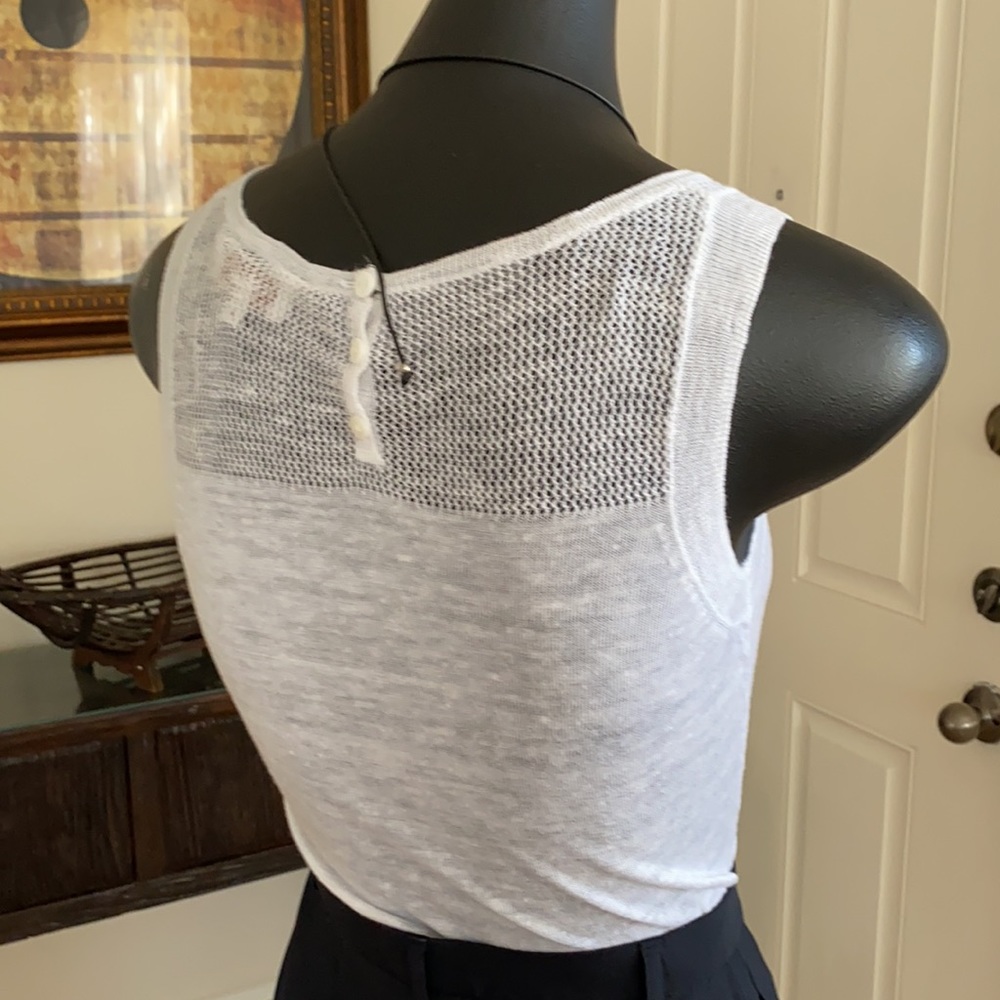 Linen top - Picture 2 of 8